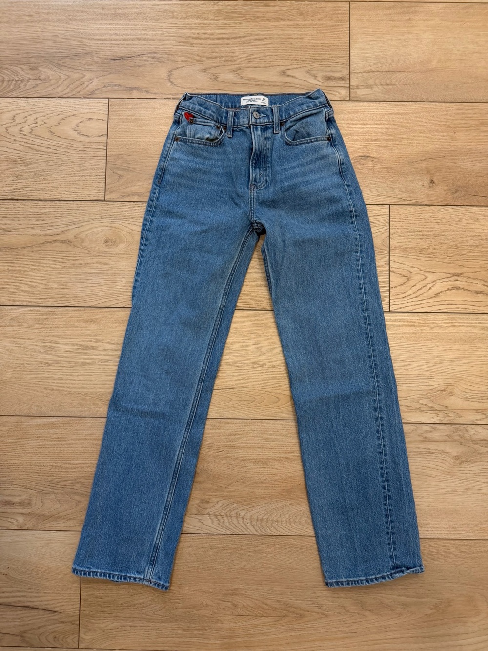Abercrombie & Fitch High Rise 90’s Relaxed Jeans